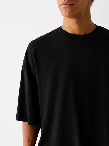 Bershka T-Shirt in Schwarz