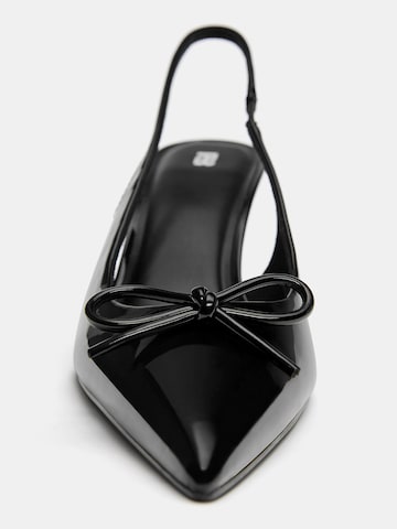 Escarpins à bride arrière Pull&Bear en noir