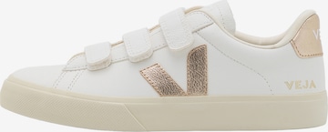 VejaNiske tenisice 'Recife' - bijela boja: prednji dio