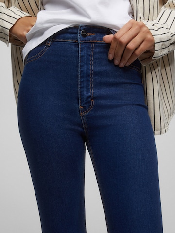 Pull&Bear Skinny Jeans in Blau