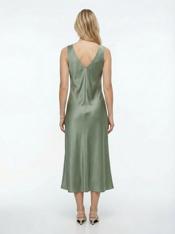Guido Maria Kretschmer Women Платье в Зеленый