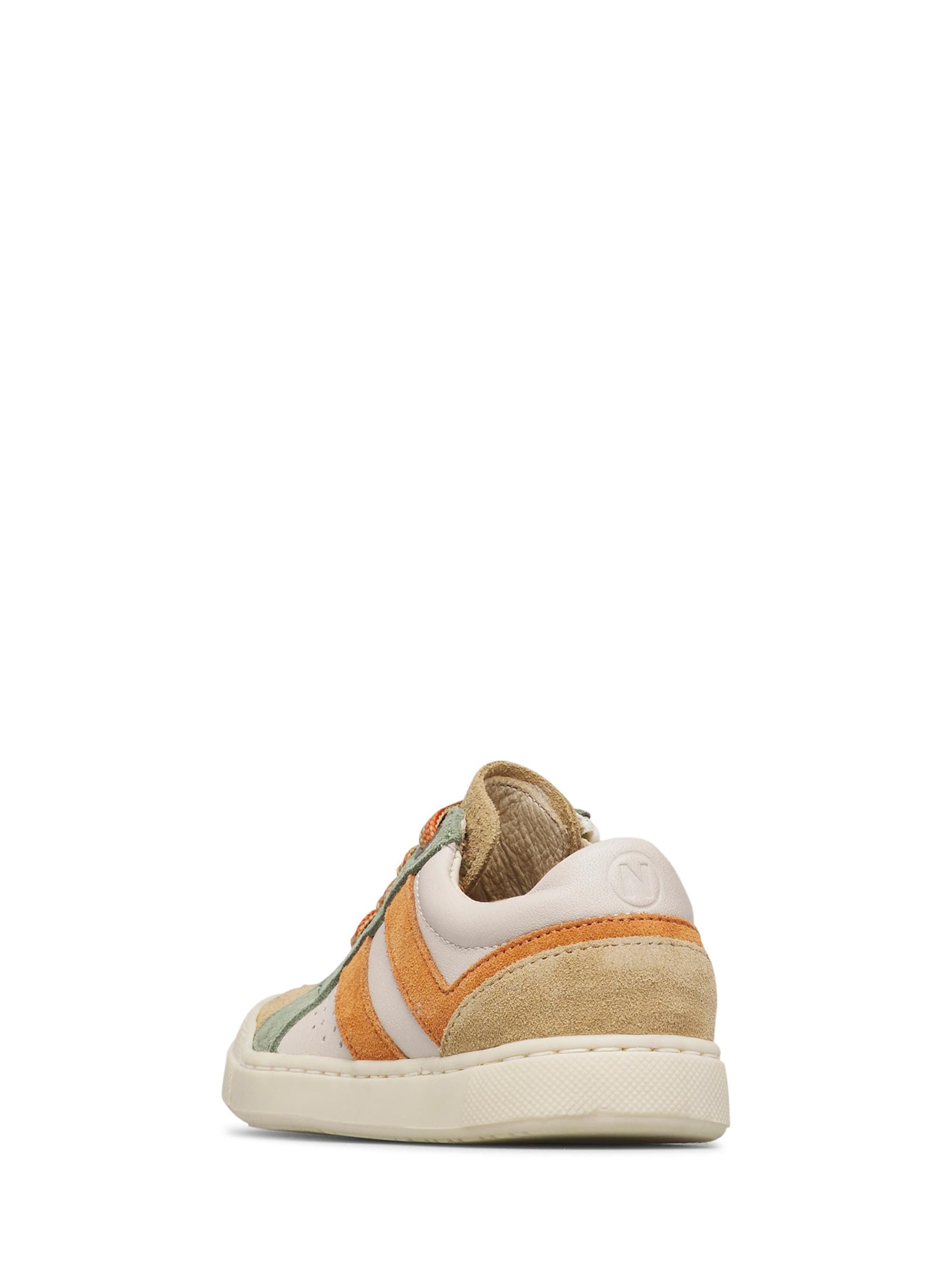 Chaussure basse 'Zylka' NATURINO en blanc