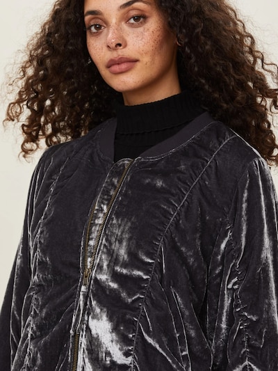 Odd Molly Übergangsjacke in dunkelgrau, Produktansicht