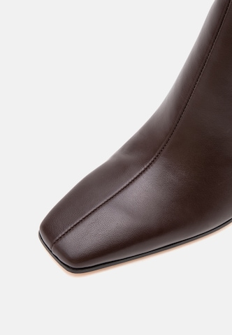STEVE MADDEN Škornji 'Flares-H' | rjava barva