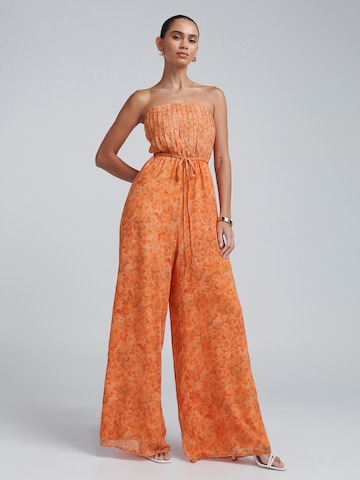 BWLDR Jumpsuit 'Alias' in Orange: front