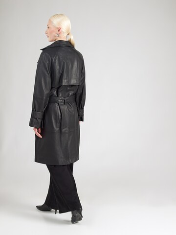 Maze Kurtka przejściowa w kolorze czarny: tył