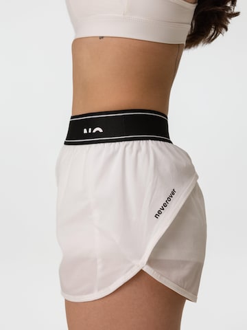 neverover Regular Sporthose 'NOVO'‌‌‌‌‌‌‌ in Weiß