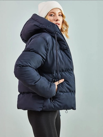 Bianco Lucci - Casaco de inverno em azul