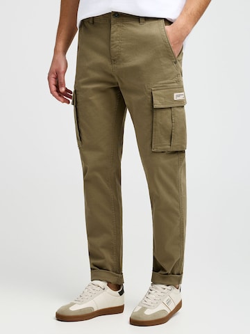 Funky Buddha Regular Карго панталон в зелено: отпред