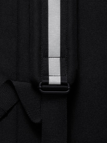 Ucon Acrobatics Backpack 'Jasper Medium Aloe' in Green