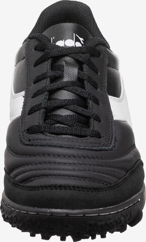 Chaussure de foot 'CALCETTO LT' Diadora en noir