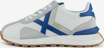 MUNICH Matalavartiset tennarit 'NEW SAPPORO' värissä sininen: etupuoli