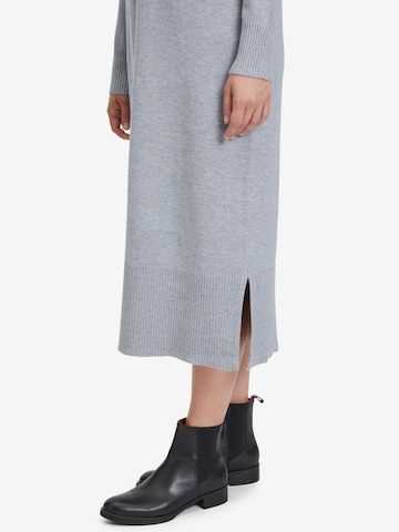 Betty Barclay Knitted dress in Grey
