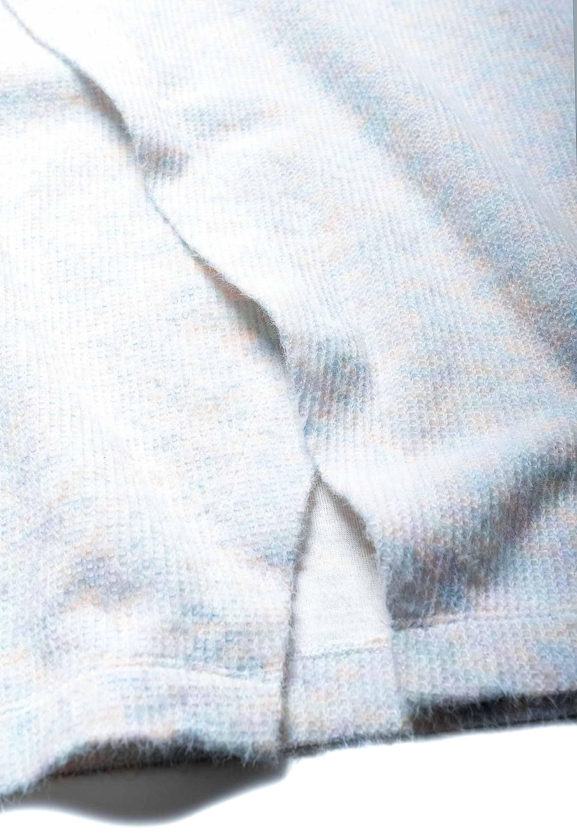 Pullover 'Andra' di Elias Rumelis in bianco