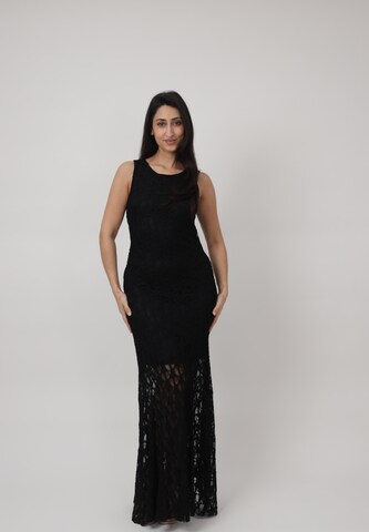 Elara Abendkleid in Schwarz: Vorderseite