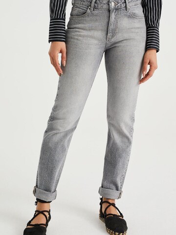 WE Fashion Regular Jeans in Grau: predná strana