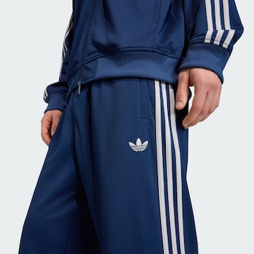 ADIDAS ORIGINALS - Loosefit Calças 'Adicolor Sst' em azul