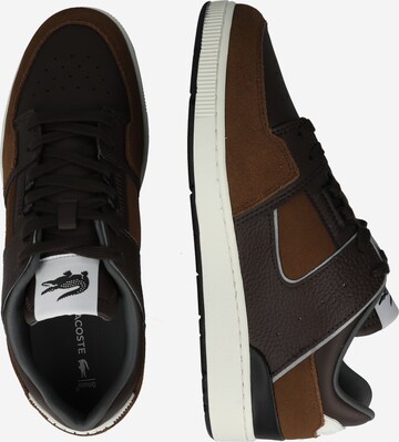 LACOSTE Sneakers laag 'COURT CAGE' in Bruin