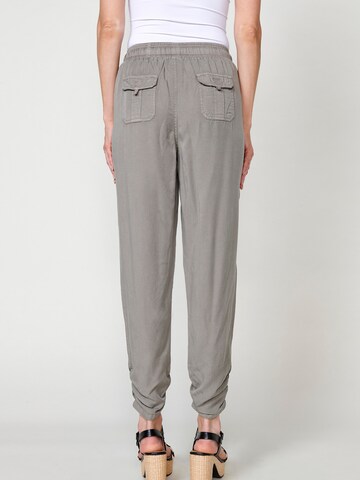 regular Pantaloni di KOROSHI in grigio