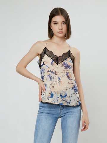 Influencer Top in Gemengde kleuren: voorkant