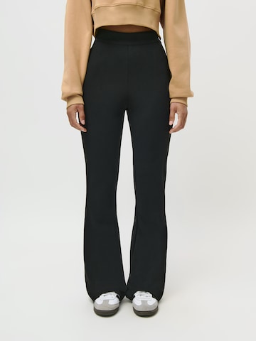 LeGer by Lena Gercke - Acampanado Pantalón 'Derya' en negro: frente