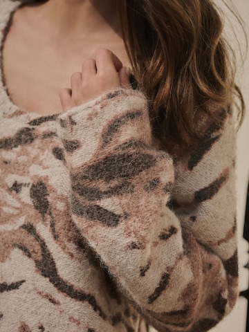 Next Pullover in Braun