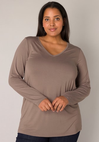 BASE LEVEL CURVY Shirt in Grey: front