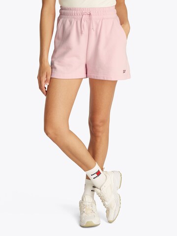 Tommy Jeans Loose fit Trousers in Pink: front