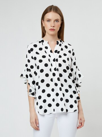 Influencer Blouse in Wit: voorkant