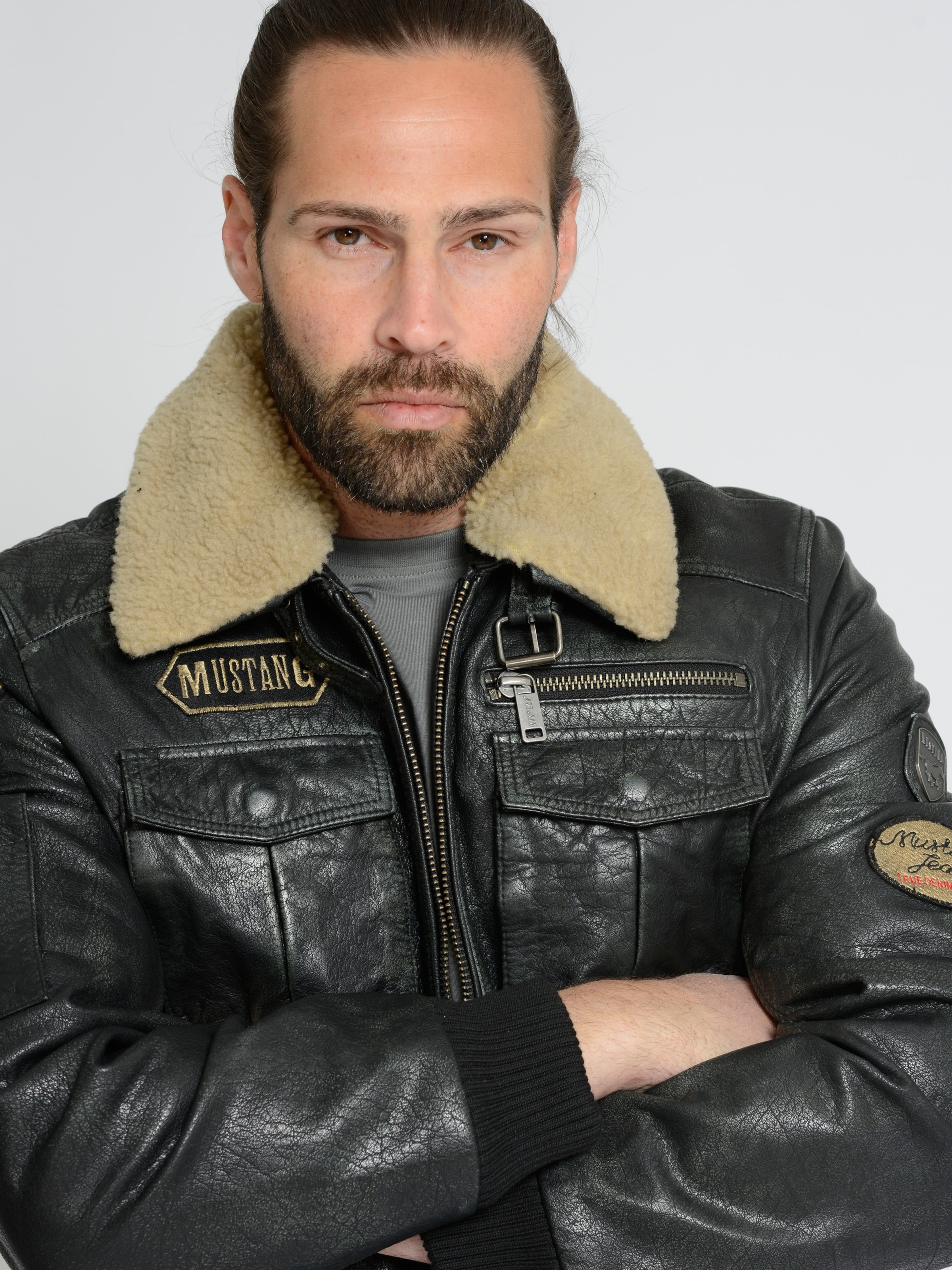 MUSTANG Between-Season Jacket 'Karlstad' in Black | ABOUT YOU