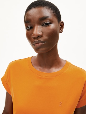 ARMEDANGELS T-Shirt IDAARA in Orange