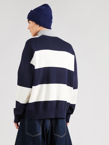 Calvin Klein Jeans Svetr – modrá: zadní strana