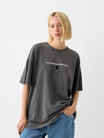 Bershka T-shirt i grå: framsida