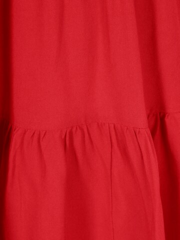 Trendyol Petite Kleid in Rot