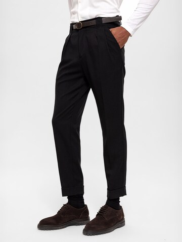 Effilé Pantalon Antioch en noir