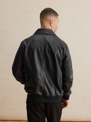 DAN FOX APPAREL Демисезонная куртка 'Torben' в Черный