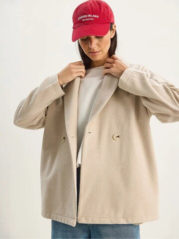 Bianco Lucci Mantel in Beige