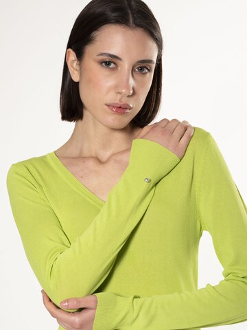 Influencer Pullover in Grün