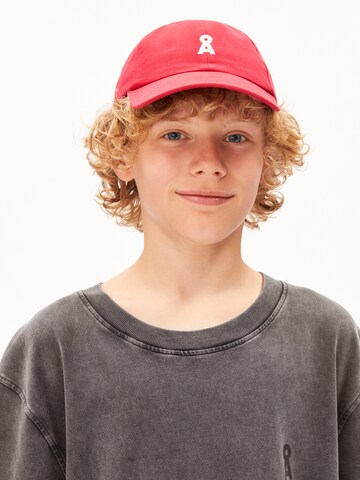 ARMEDANGELS Kinder Kappe YENAAS KIDS in Rot: Vorderseite