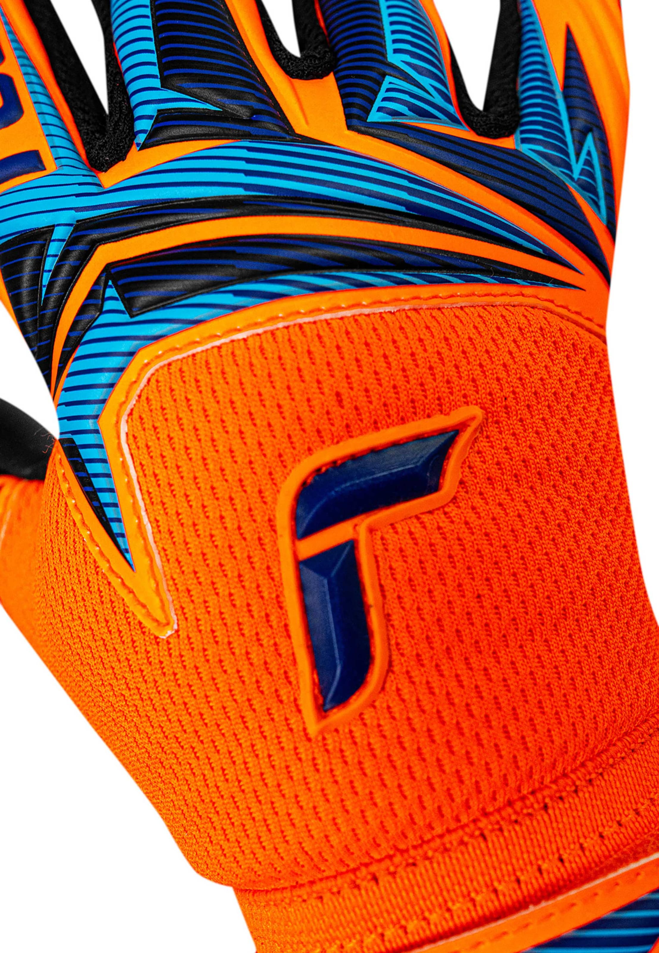 REUSCH Sports gloves 'Attrakt Infinity Evolution NC Junior' in Blue