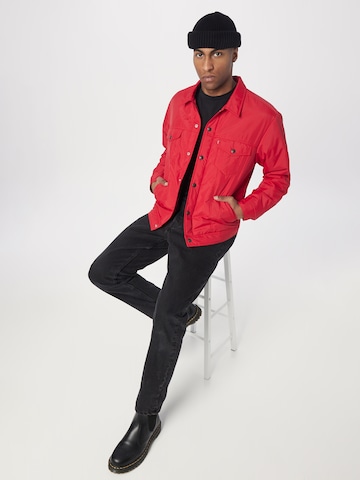 LEVI'S ® Übergangsjacke 'Relaxed Fit Padded Truck' in Rot