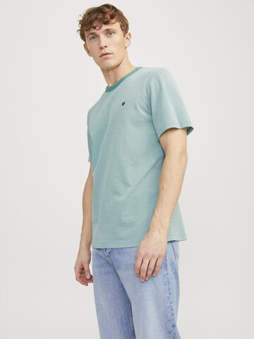 JACK & JONES Футболка 'BLUWIN' в Зеленый: спереди