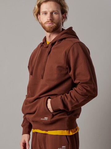 Felpa 'Felpa Felpata con Cappuccio' di OWN Off With Nature in marrone