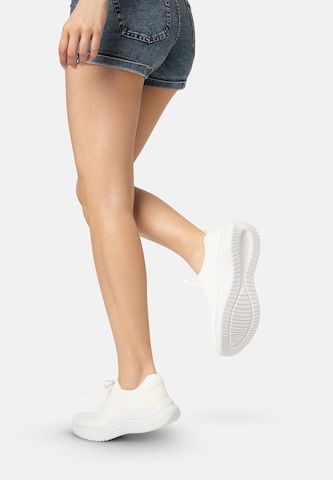 Elara Platform trainers in White