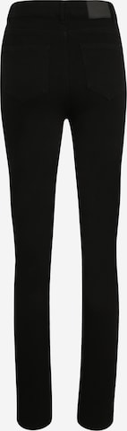 Skinny Jeans 'BRENDA' di Vero Moda Tall in nero