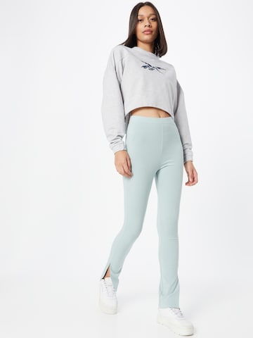 Skinny Leggings de la Reebok pe gri