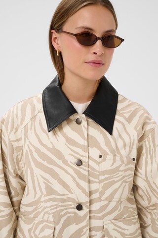 SOAKED IN LUXURY Between-season jacket 'SLNatalie' in Beige