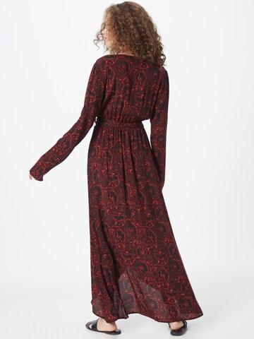 Robe 'Maya' Colourful Rebel en rouge