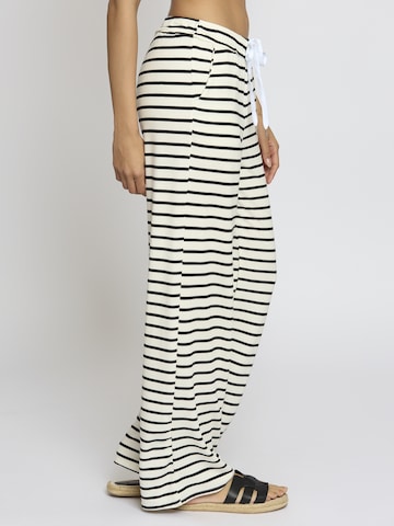 Wide Leg Pantalon 'Sveaa' Lilavie en blanc