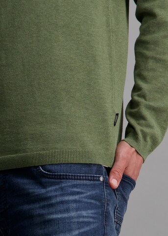 Pioneer Authentic Jeans Pullover in Grün
